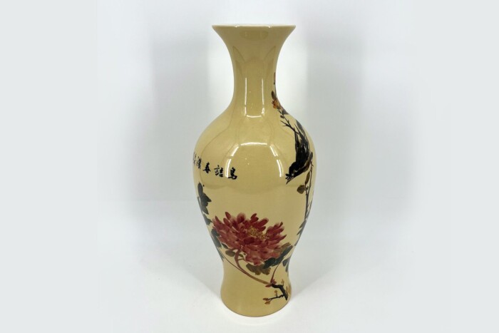 Beautiful Japanese Vase - Image 2