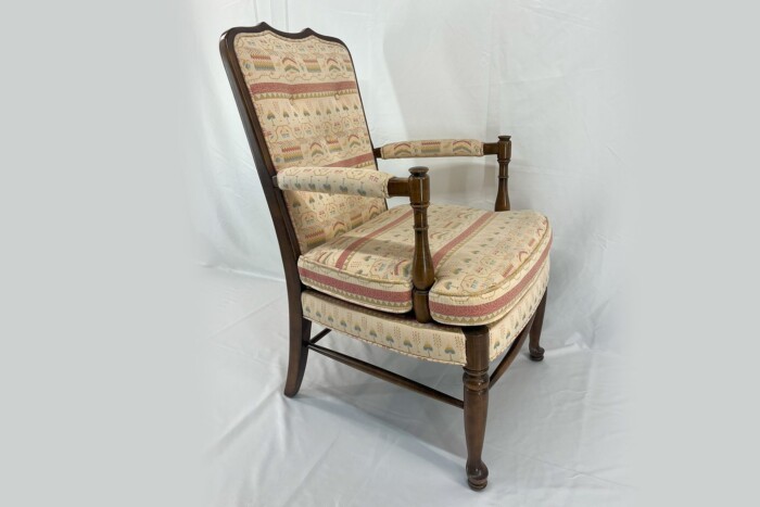 Pink and Blue Chair - Image 2