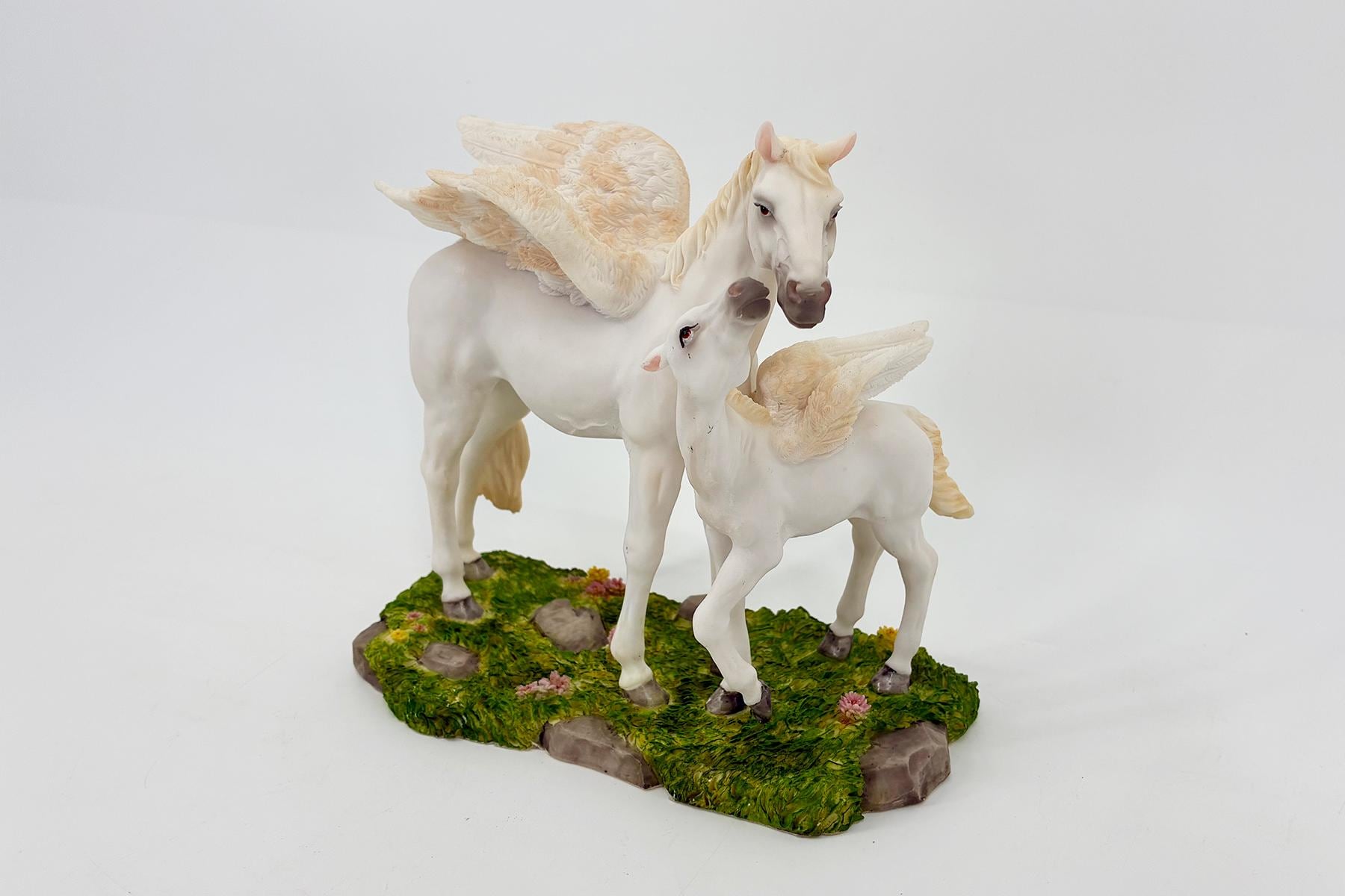 Pegasus Mother Child Figurine - Image 3