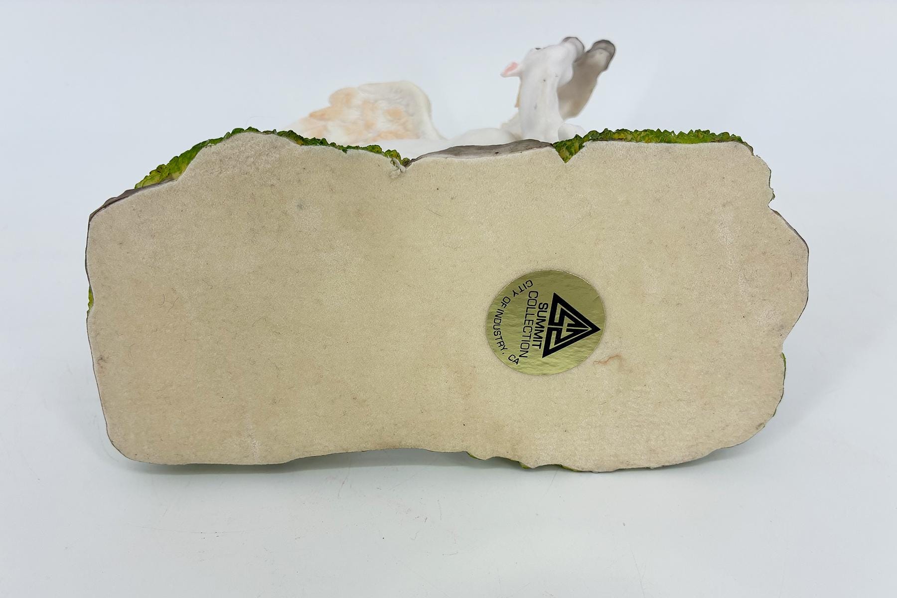 Pegasus Mother Child Figurine - Image 6