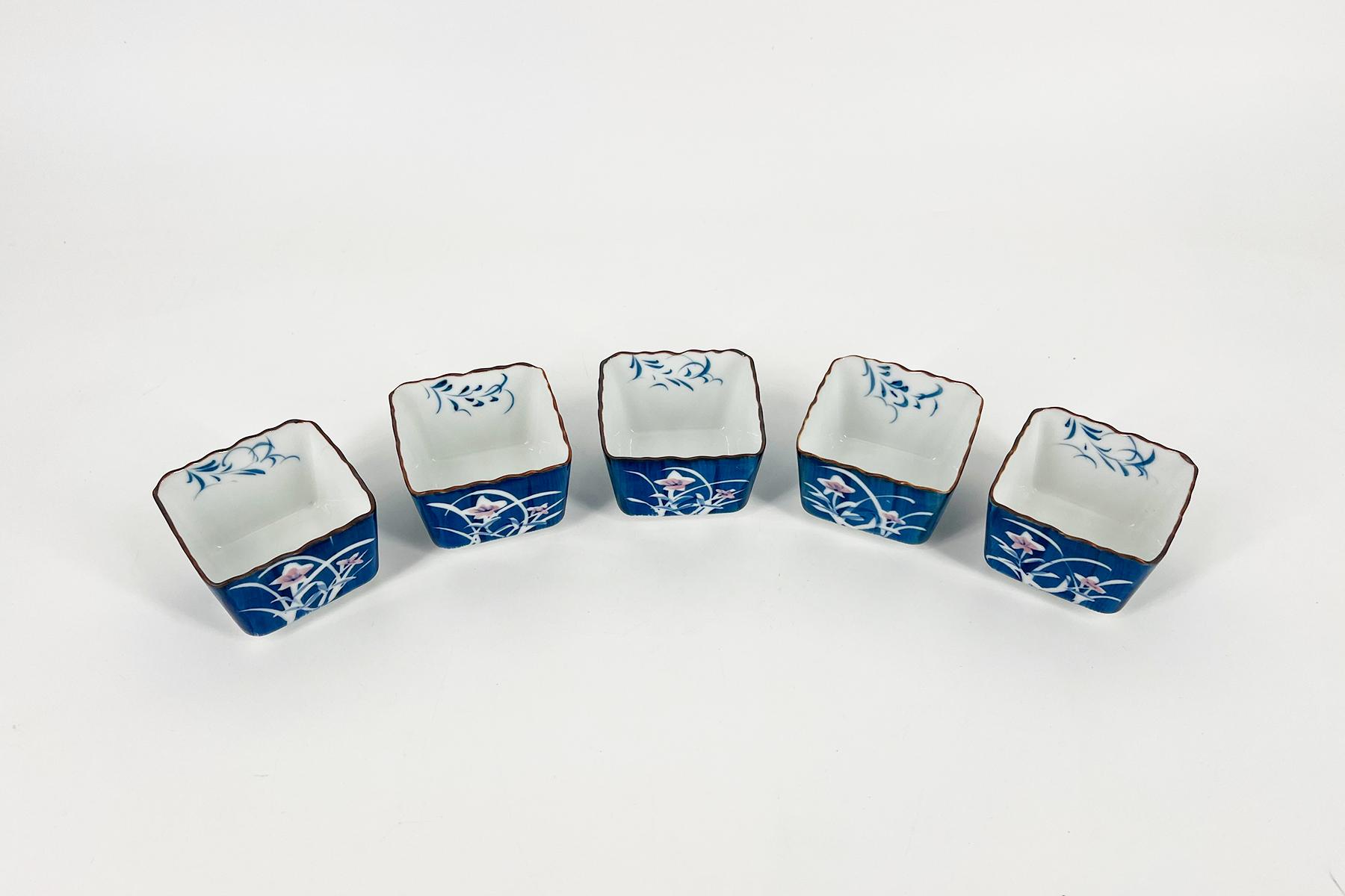 Vintage Japanese Arita Set 5 Bowls - Image 2