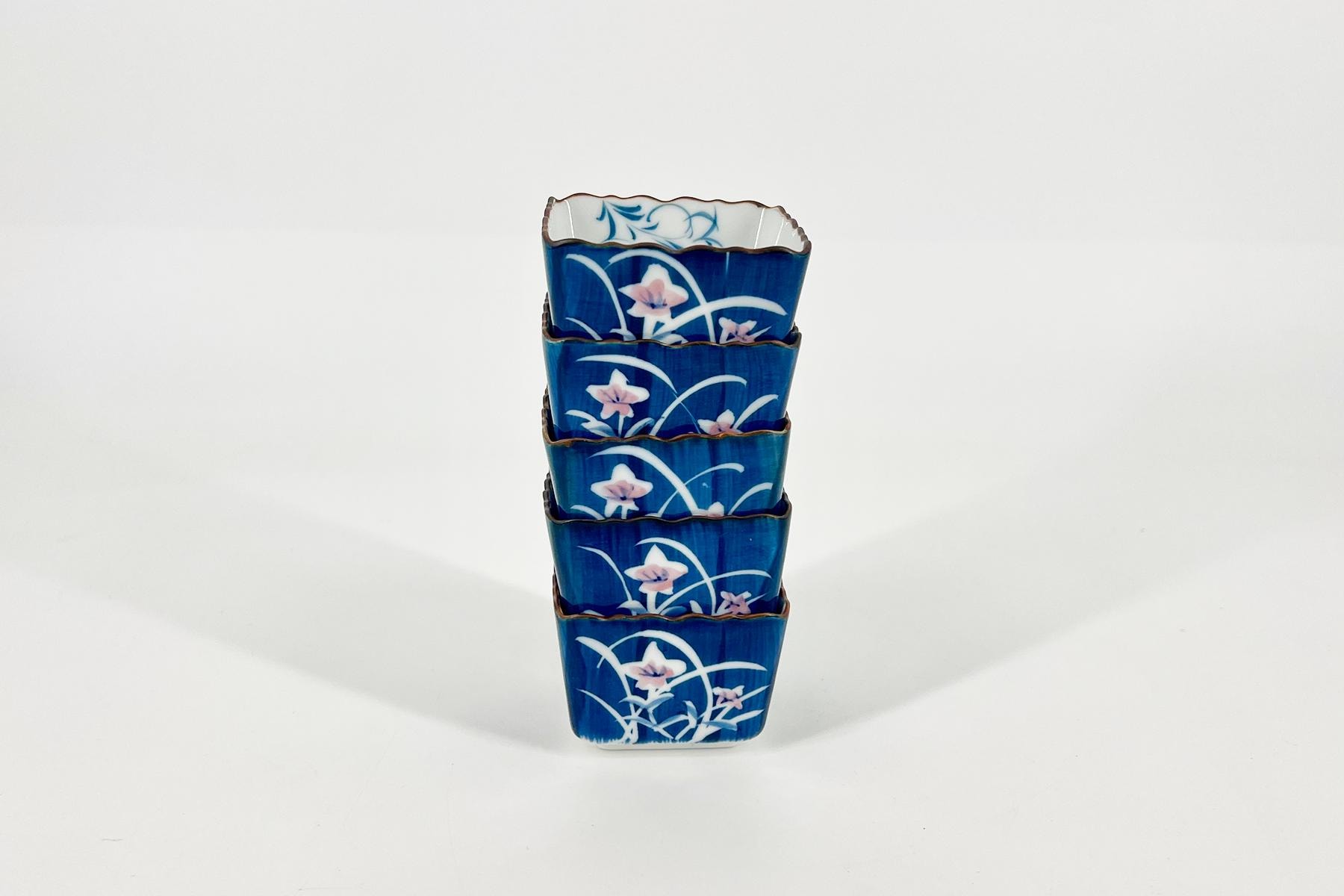 Vintage Japanese Arita Set 5 Bowls - Image 3